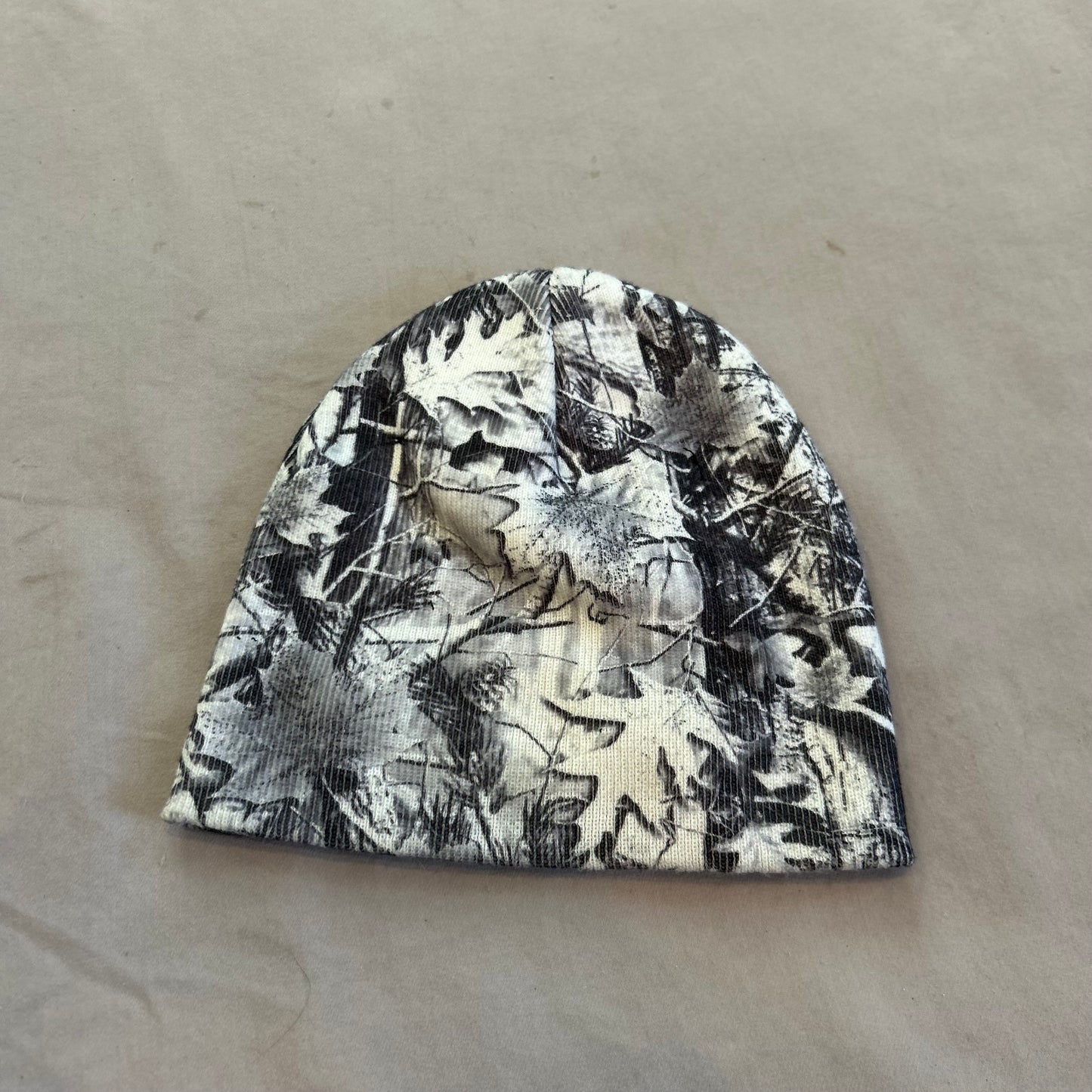WHITE CAMO BEANIE