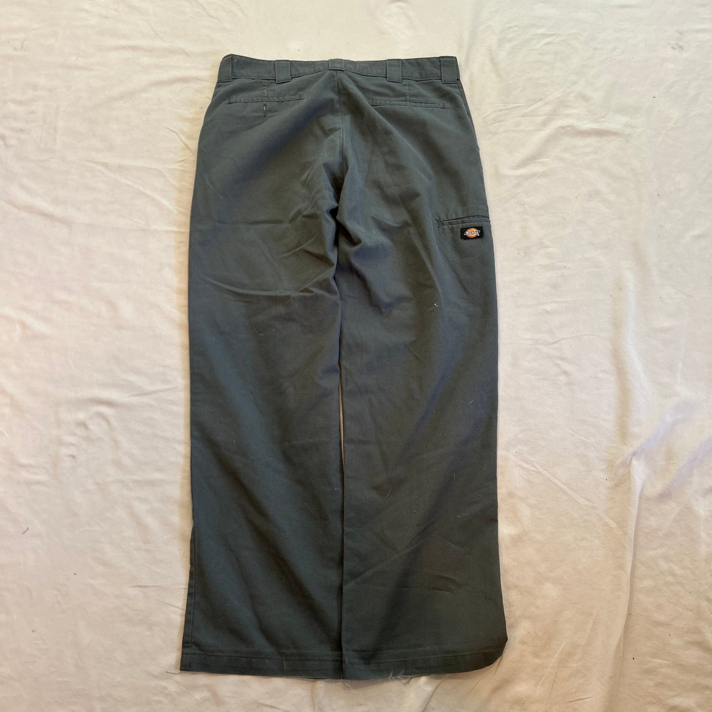 GREY DICKIES